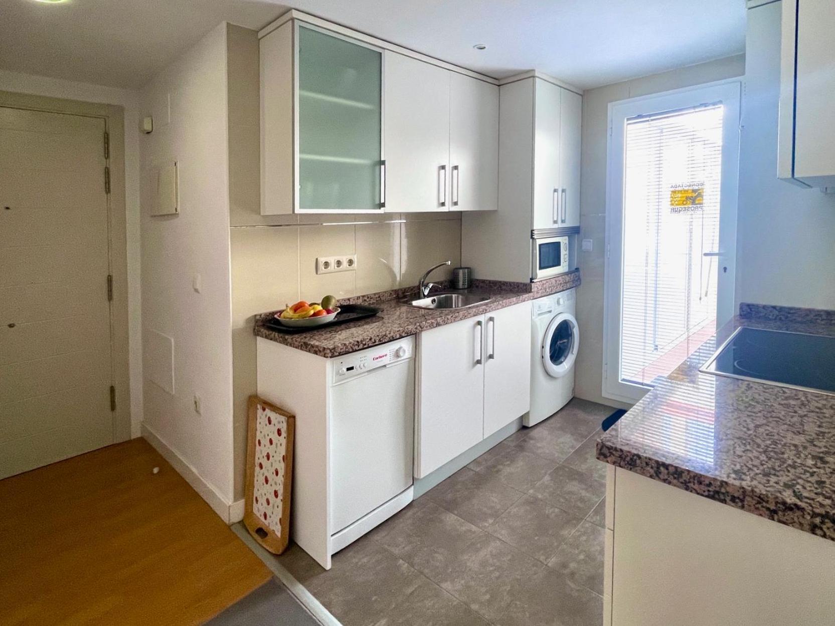 Maravilloso Apartamento Centrico De 70M2, Jardin Propio 40M2 Con Piscina Para Ninos Y Parking Opcional Málaga Kültér fotó